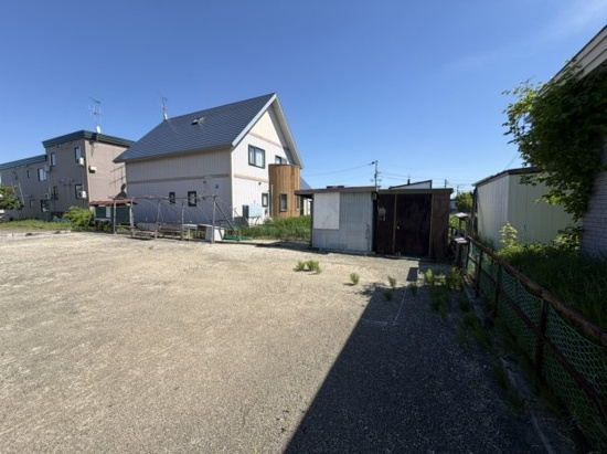 北見市北進町３丁目８番３、８番９　売地の外観
