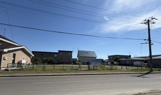 北見市北進町３丁目８番３、８番９　売地