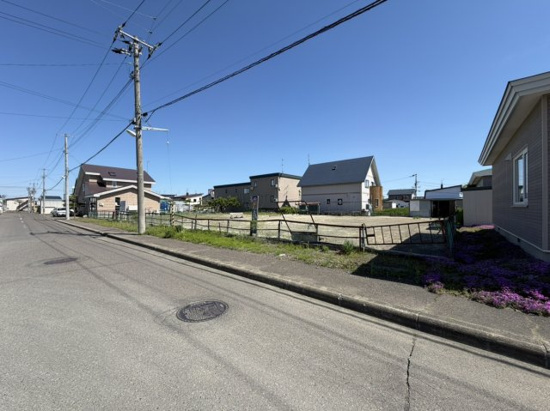 北見市北進町３丁目８番３、８番９　売地の外観