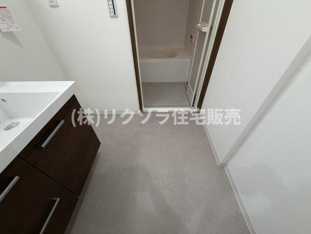 都丘町　中古一戸建ての脱衣所|■物件内覧・資金計画相談・住宅ローン相談、リフォーム相談、お問合せ受付中■
※当日・翌日のご内覧、ご相談はお電話でのお問合せがスムーズです！
