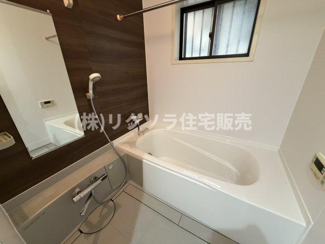 都丘町　中古一戸建ての浴室|浴室乾燥機・オートバス機能付き
■物件内覧・資金計画相談・住宅ローン相談、リフォーム相談、お問合せ受付中■
※当日・翌日のご内覧、ご相談はお電話でのお問合せがスムーズです！