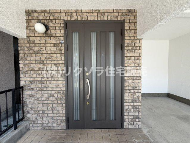 都丘町　中古一戸建ての玄関|■物件内覧・資金計画相談・住宅ローン相談、リフォーム相談、お問合せ受付中■
※当日・翌日のご内覧、ご相談はお電話でのお問合せがスムーズです！