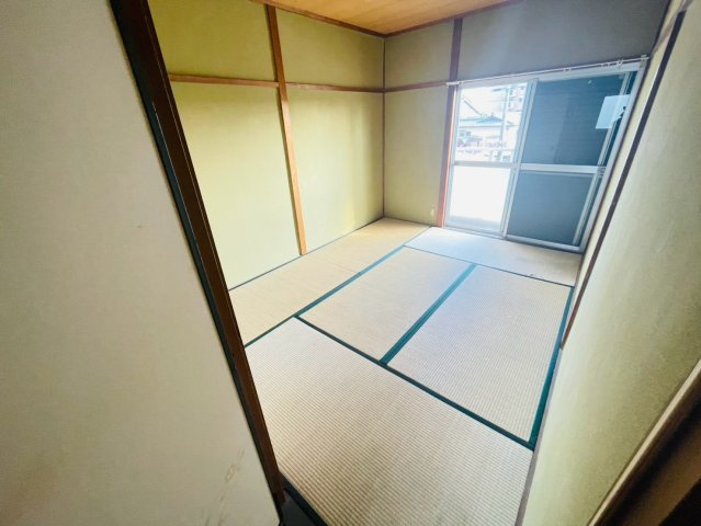 昭和町 山田様 住居付店舗の内装