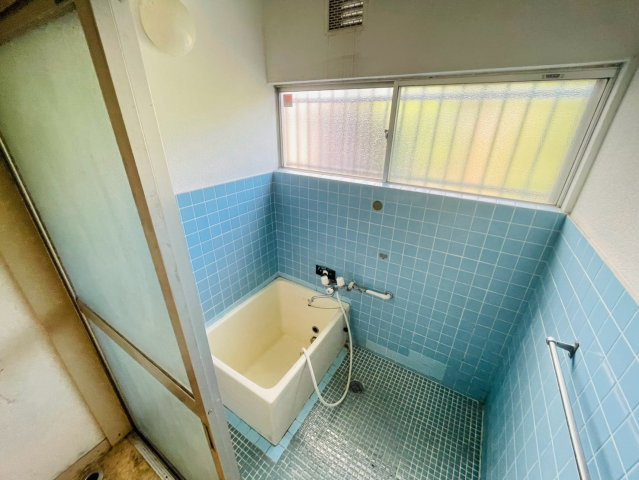 昭和町 山田様 住居付店舗の内装