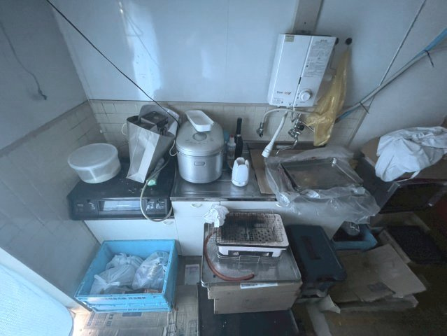 昭和町 山田様 住居付店舗の内装
