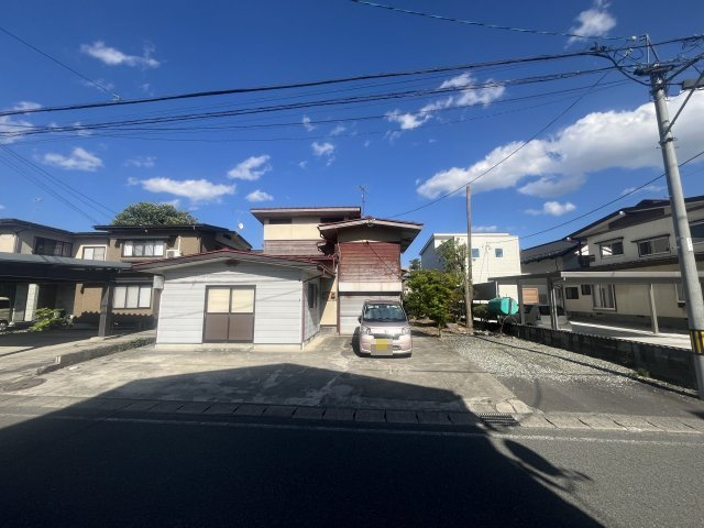 山形県東村山郡中山町大字長崎の前面道路含む現地写真