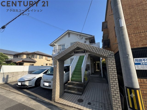 落ち着いた雰囲気の外観です！