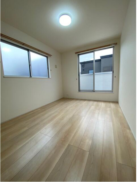 野田市春日町　中古戸建　令和3年築の洋室
