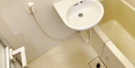 タウンテラス野沢　ネット無料　陽当たり良好　ロフトの洗面所