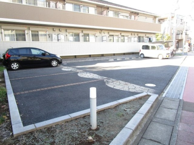 アイハウスの駐車場|別部屋写真です