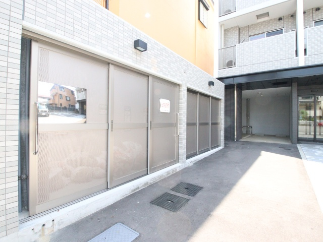 エスリード名古屋STATION WESTの駐車場