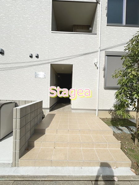 ベルデタンテ大宮公園のエントランス