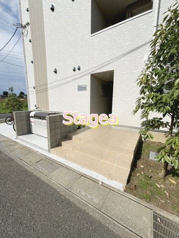 ベルデタンテ大宮公園のエントランス