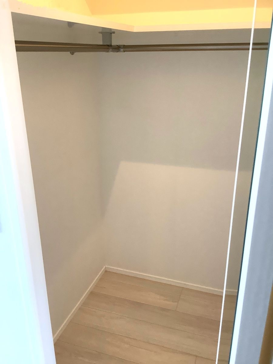 新品家具付きマンション築港本町10(KaGood福岡)の収納