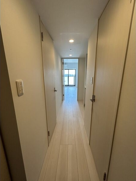 S-RESIDENCE尾頭橋beauteの内装|明るい室内です