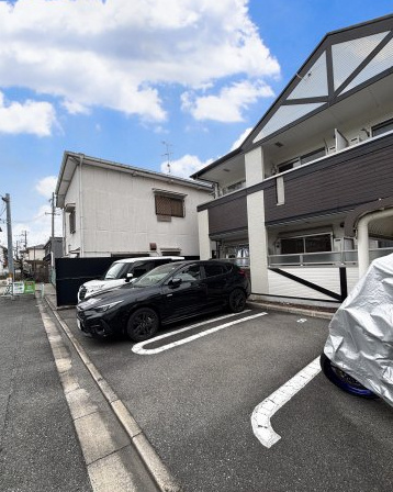 サンアビテの駐車場