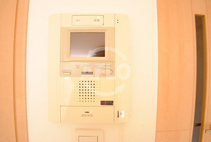 ディオレクレスト東心斎橋のセキュリティ|ディオレクレスト東心斎橋　モニター付きインターホン
