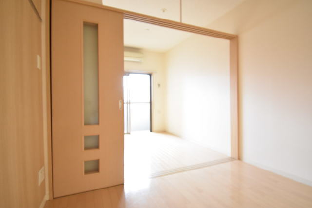 福岡市博多区住吉４丁目の賃貸マンションの居間・リビング