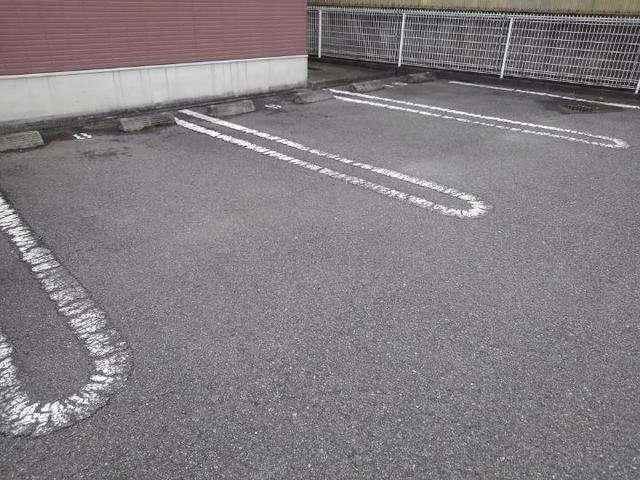パインビリッジの駐車場