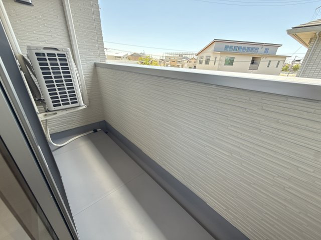 野里東同心町アパートのバルコニー
