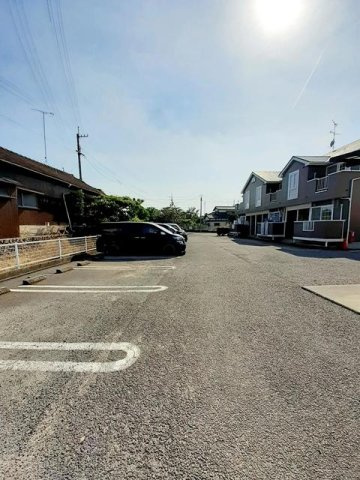 ベル・アルモニーＢの駐車場
