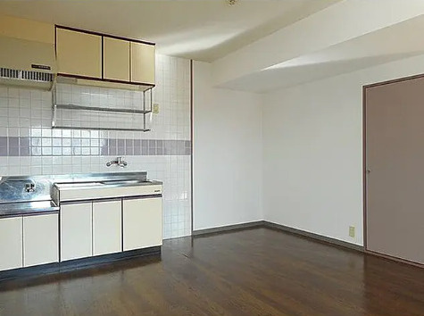 金沢市増泉　一棟マンションのキッチン