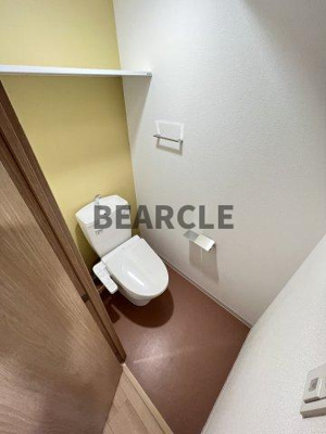 【トイレ】 | ディーシーガーデン京都西 | 清潔感のあるトイレです