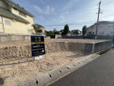 【外観】 | 小倉台2丁目　住宅用地 | 建築条件はございませんのでお好きなハウスメーカーまたは工務店での建築が可能です。