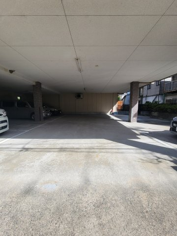 【駐車場】 | フリーディオ倉治