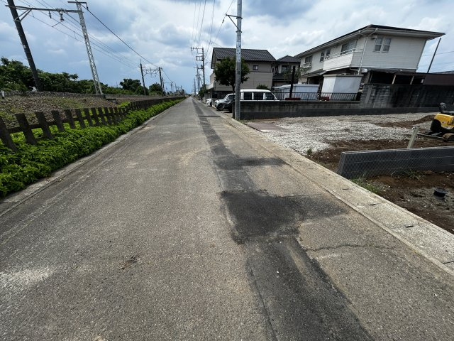 新築　伊勢崎市境第3　Livele Garden.S　１号棟の前面道路含む現地写真|現地写真　南側接道幅員約6ｍ