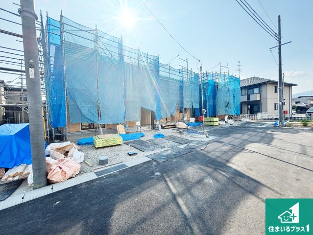 ●29(土)30(日)現地説明会！　生駒郡平群町下垣内　全7邸　の前面道路含む現地写真|周辺は閑静な住宅街です。前面道路もしっかりと有りますので車の出し入れも安心ですよ！