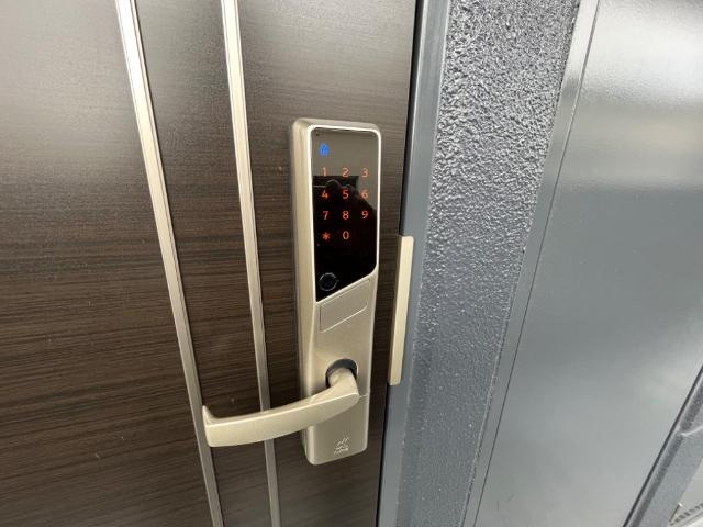 アミスタの玄関|電子錠