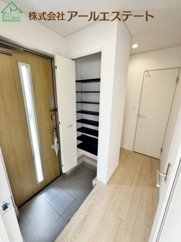 加古川市野口町野口第7 Ⅲ期　　新築戸建の玄関