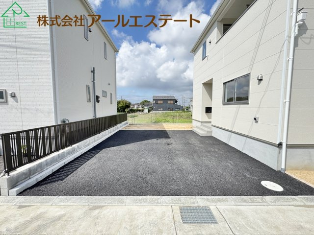 加古川市野口町野口第7 Ⅲ期　　新築戸建の駐車場