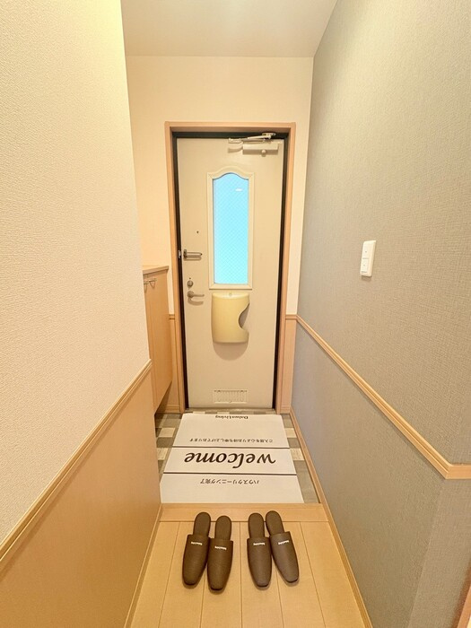 クレール西原の玄関