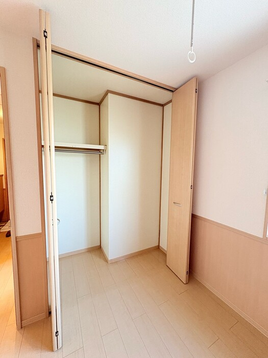 クレール西原の収納
