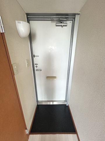 センチュリー武庫元町の玄関
