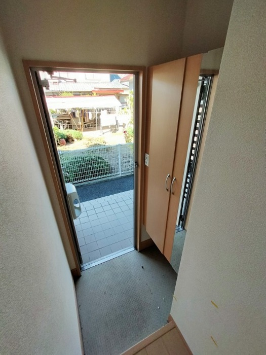 レザンカルチェの玄関