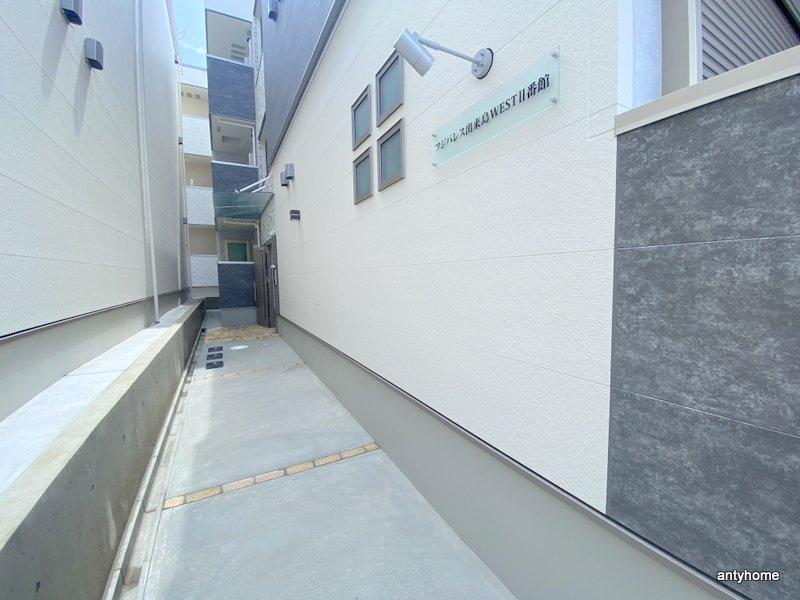 フジパレス出来島ＷＥＳＴⅡ番館 仲介手数料無料のエントランス