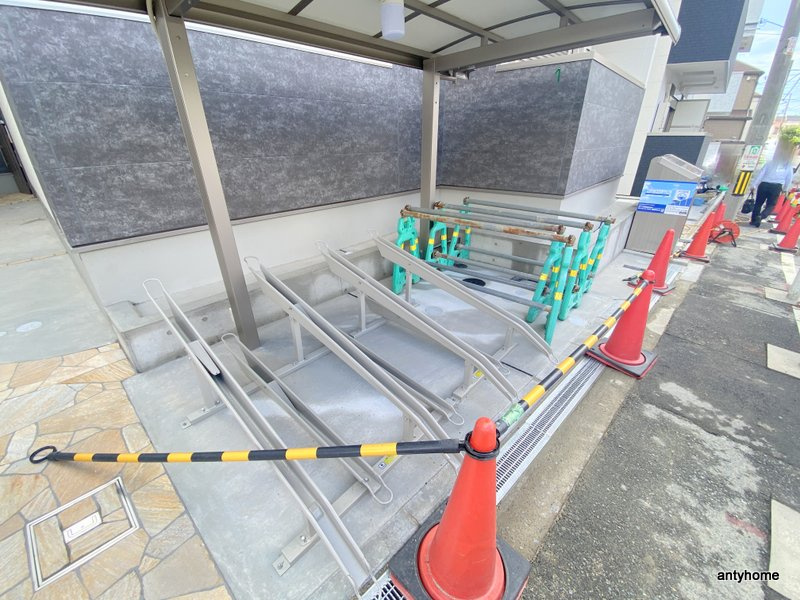 フジパレス出来島ＷＥＳＴⅡ番館 仲介手数料無料の駐車場