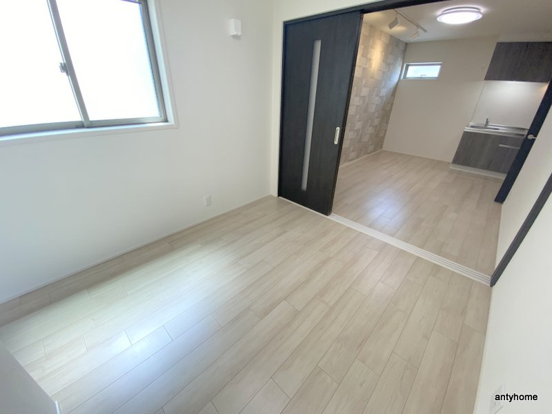 フジパレス出来島ＷＥＳＴⅡ番館 仲介手数料無料の居間・リビング