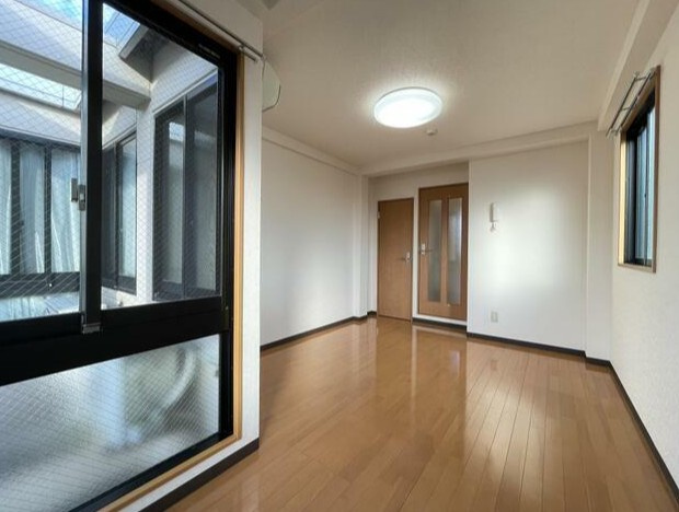 川口市芝中田１丁目の賃貸マンションの内装