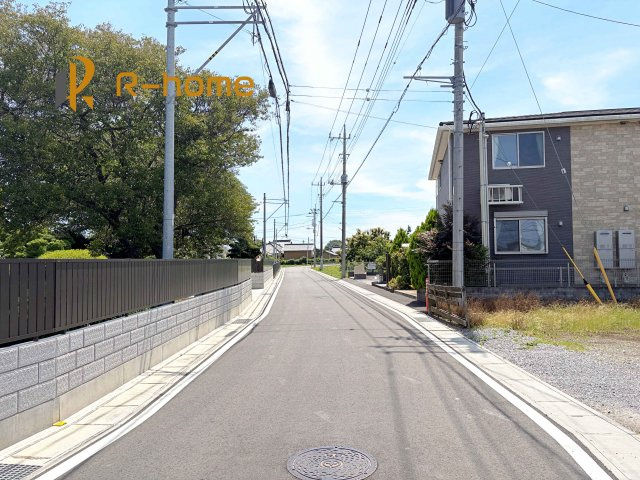 第1土浦市神立町　新築戸建て　1号棟の前面道路含む現地写真|『今から見たい！』大歓迎です♪
お気軽にＲ－ｈomeまでお問い合わせください。