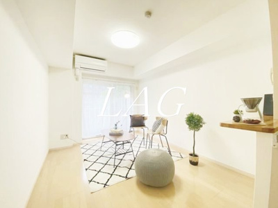 【居間・リビング】 | Premier | 洋室のお部屋です。家具はつきません