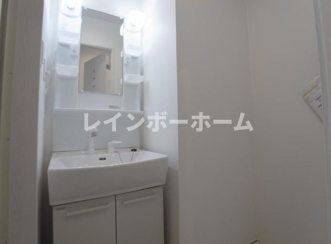 ラ・ルーナ新松戸の独立洗面台