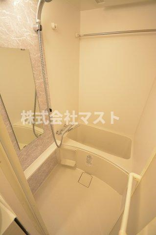 エスリード弁天町クレールの浴室