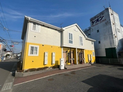 【外観】 | シャン・ド・フルール | 外観は落ち着いています