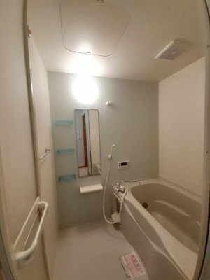 【浴室】 | クレメントＤ | お風呂で日々の疲れを落としましょう