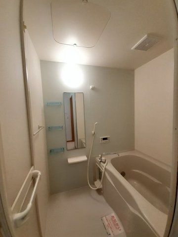 【浴室】 | クレメントＤ | お風呂で日々の疲れを落としましょう