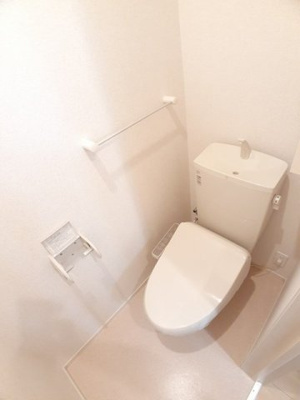 【トイレ】 | カーサ　デ　ベラーノⅠ | トイレもきれいです